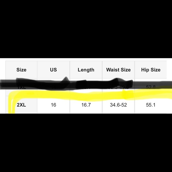 NWT $4.99 Shipping!! Animal print shorts w belt - Picture 3 of 4